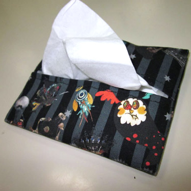 File:Chara-Ani Pocket Tissue Cover 01.jpg
