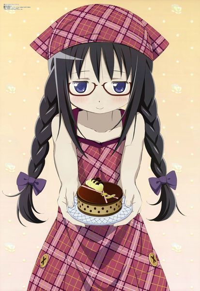 File:Moemura with just apron and cake.jpg